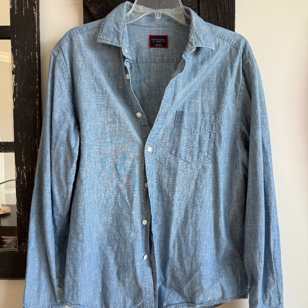 Men's UNTUCKit Long Sleeve Button Down Shirt, Style: Penfolds, Size Medium, Blue